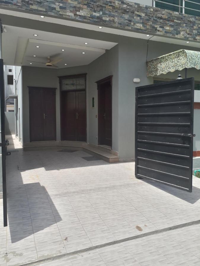 Fully Serviced Holiday Home Near Lahore Ring Road Exterior photo