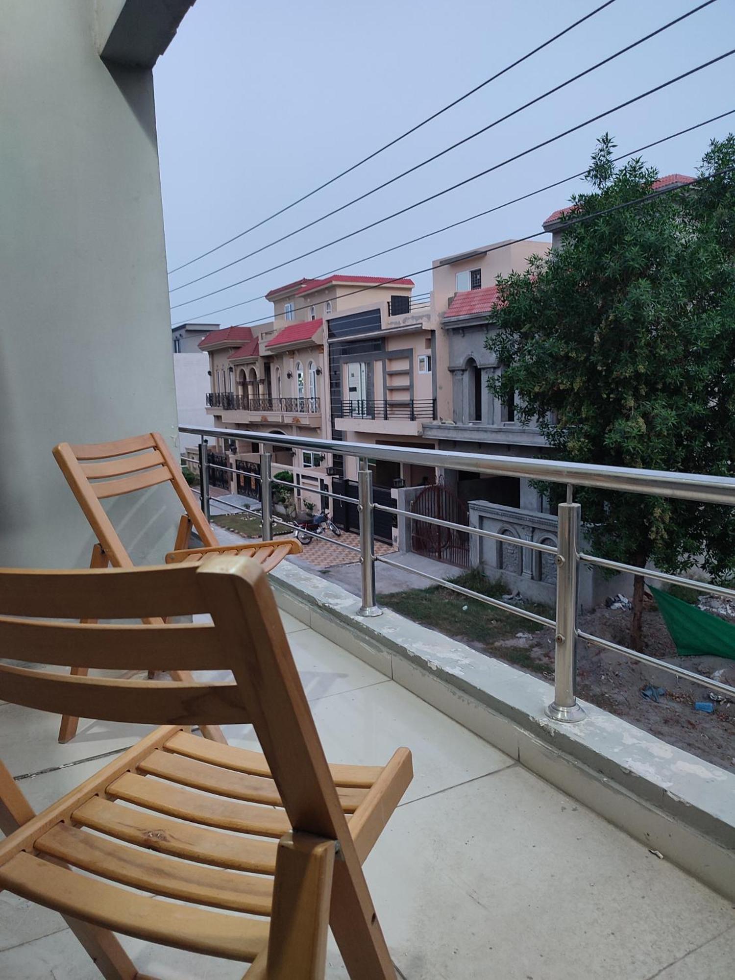Fully Serviced Holiday Home Near Lahore Ring Road Exterior photo